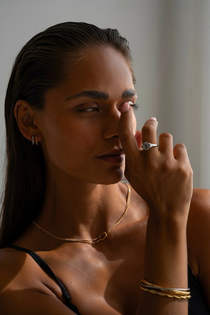 DAINTY SIGNET RING - Kumaya Jewelry