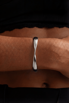 FLIPPED BANGLE BRACELET - Kumaya Amsterdam